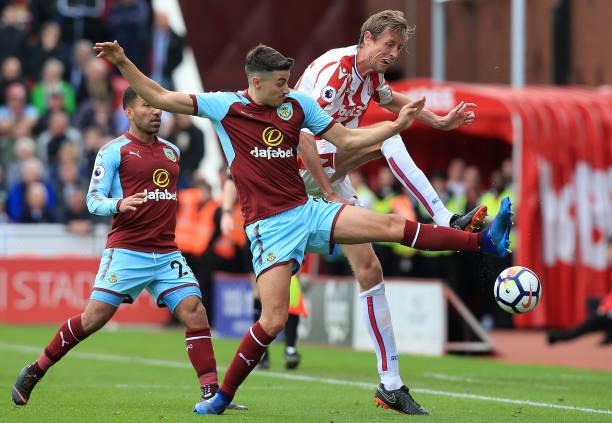 防线的压力 防线的压力