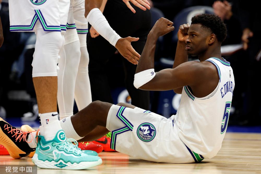 亮出了他们 亮出了他们