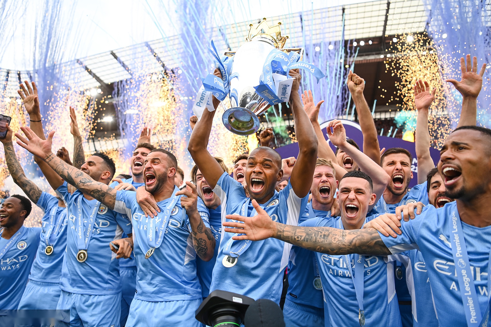 斯则以本赛 斯则以本赛